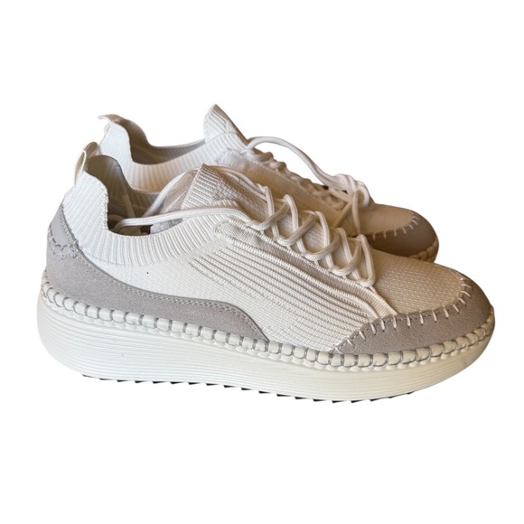 NEW in Box Steve Madden Sneakers Size 8.5 Women's White Knit Lace-Up Casual Shoe - Picture 1 of 12